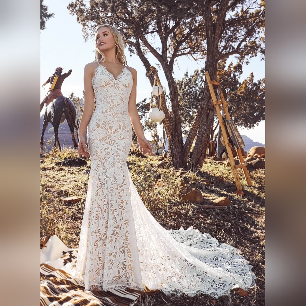 Calla Blanche wedding gown
